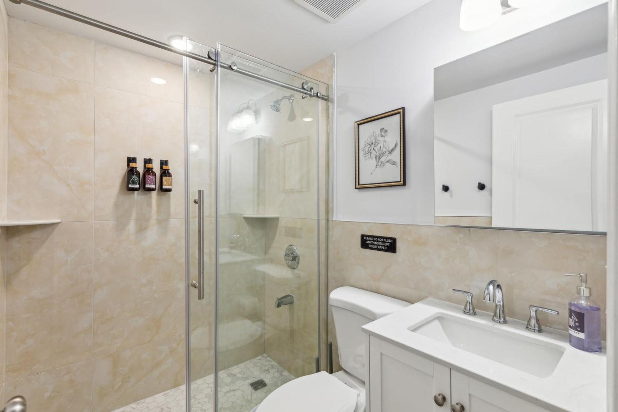 Stay At Luna At Convention Center Philadelphia Exterior foto